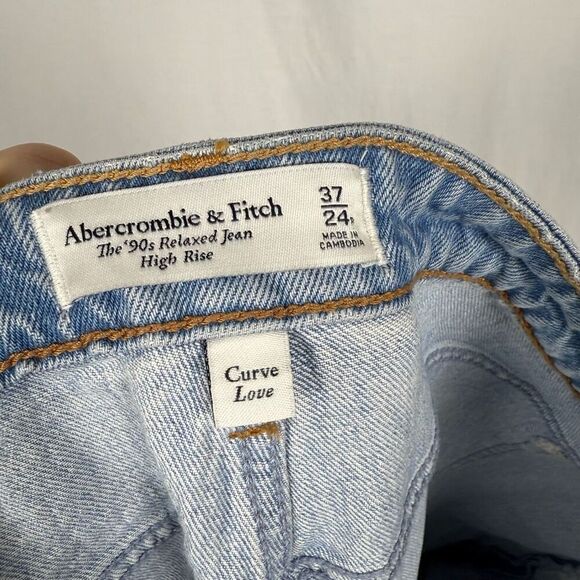 Abercrombie & Fitch The 90’s Relaxed Jean - Women’s 24 - Picture 7 of 10